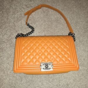 Chanel boy flap medium orange